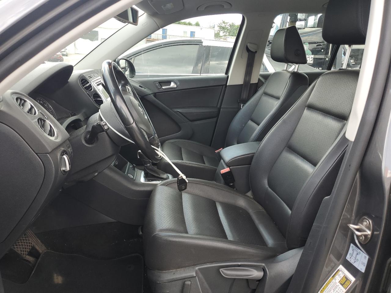 2016 Volkswagen Tiguan S VIN: WVGBV7AX3GW554831 Lot: 64377155