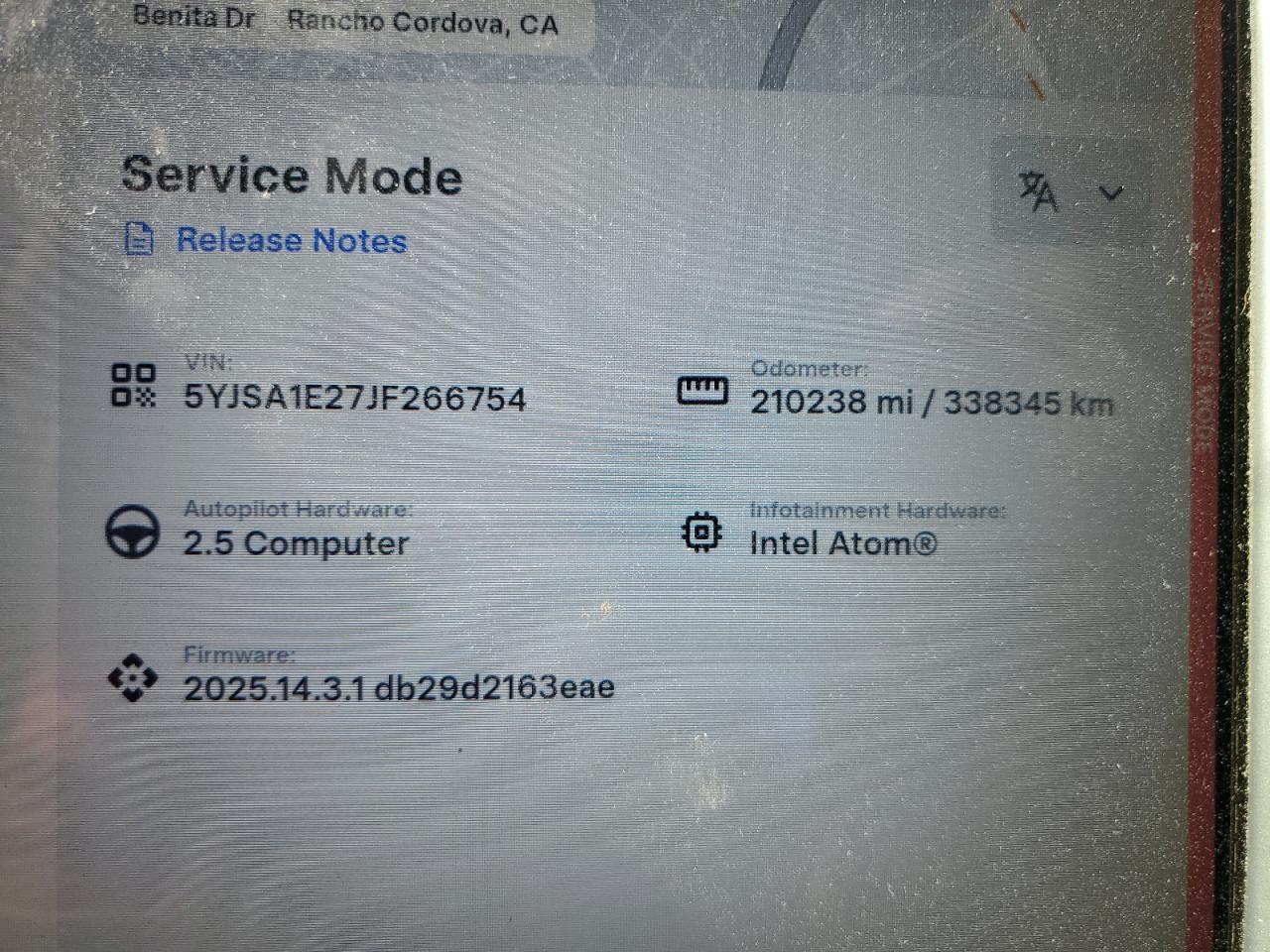 2018 Tesla Model S VIN: 5YJSA1E27JF266754 Lot: 65561125