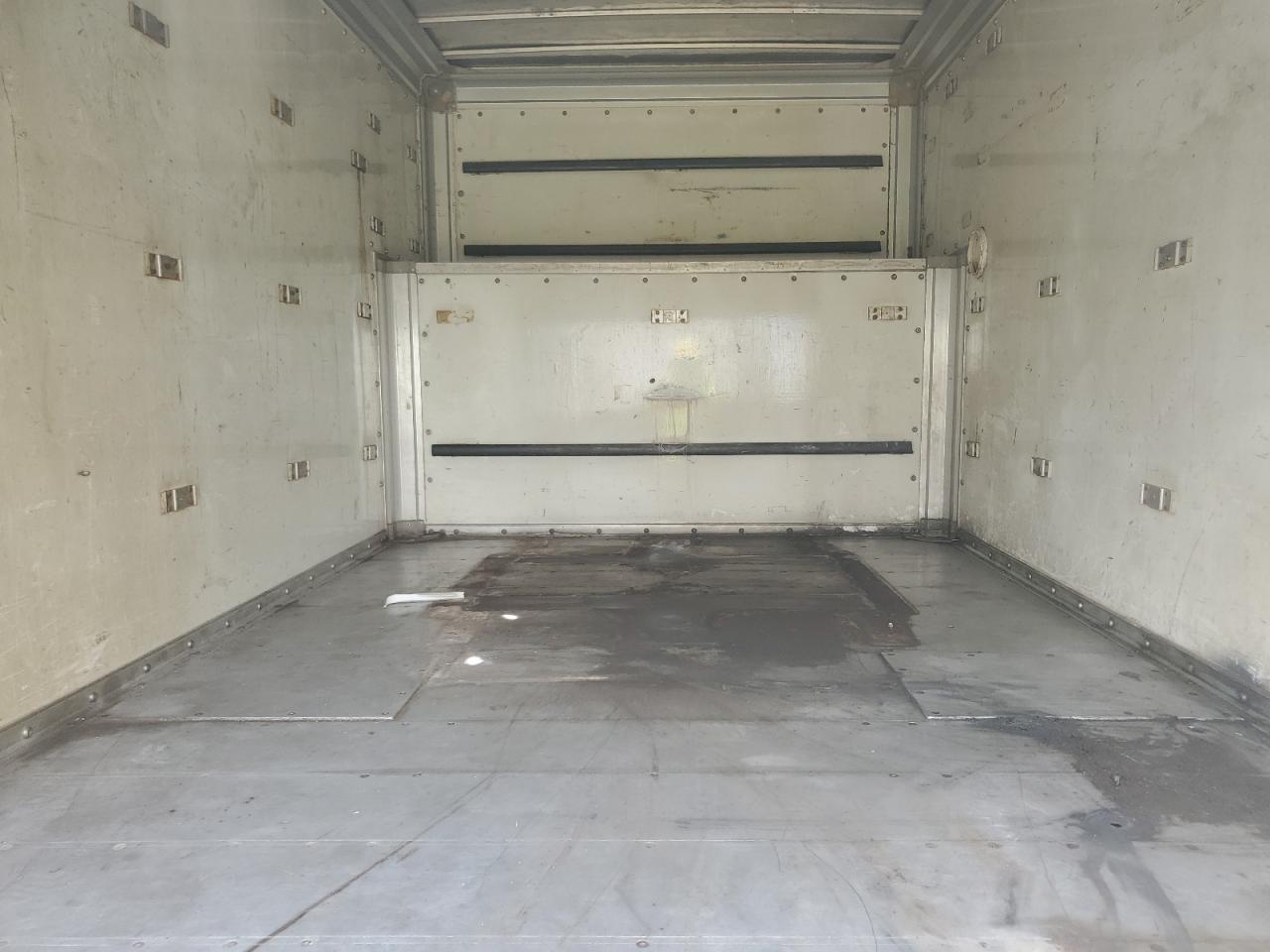 1999 Ford F350 Super Duty VIN: 1FDWF36S6XEE32135 Lot: 64213015