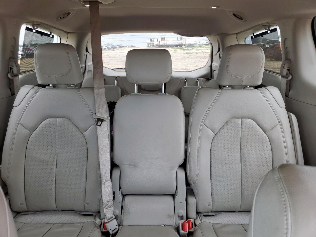 2018 Chrysler Pacifica Touring L VIN: 2C4RC1BGXJR316365 Lot: 63769645