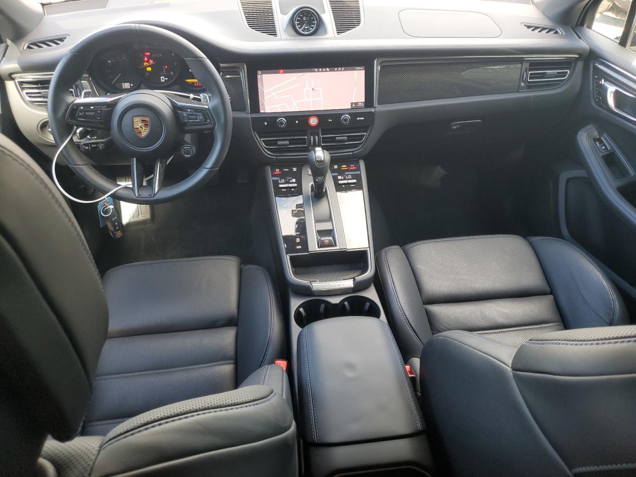 2025 Porsche Macan Gts VIN: WP1AF2A53SLB50256 Lot: 65443775