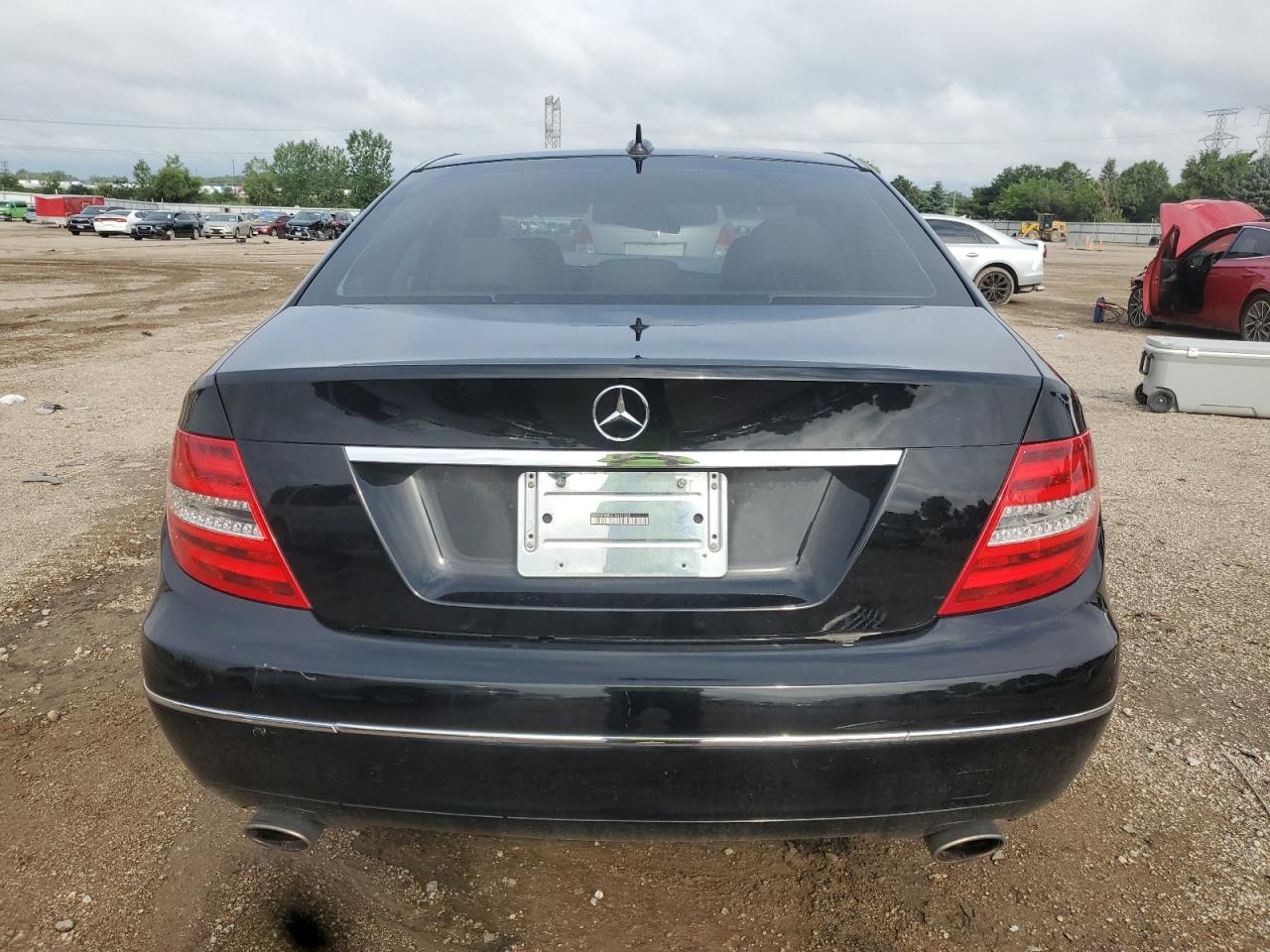 2012 Mercedes-Benz C 300 4Matic VIN: WDDGF8BB3CA691328 Lot: 63916925
