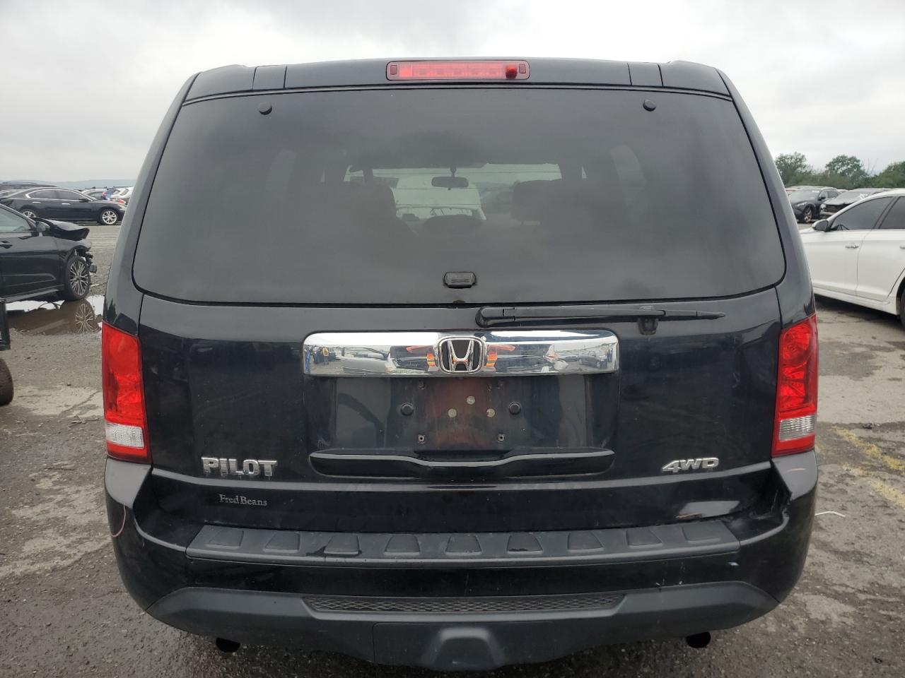 2014 Honda Pilot Lx VIN: 5FNYF4H29EB048328 Lot: 64423345