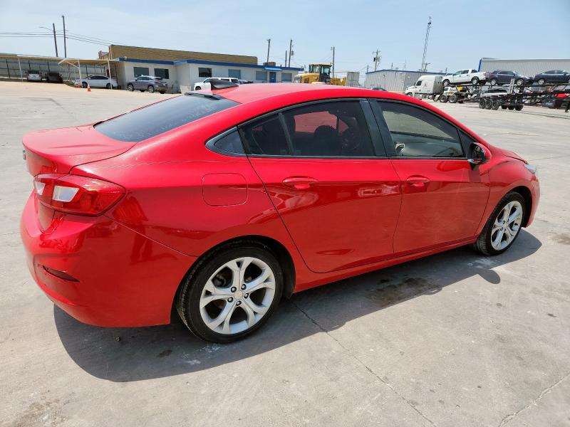  CHEVROLET CRUZE 2017 Red