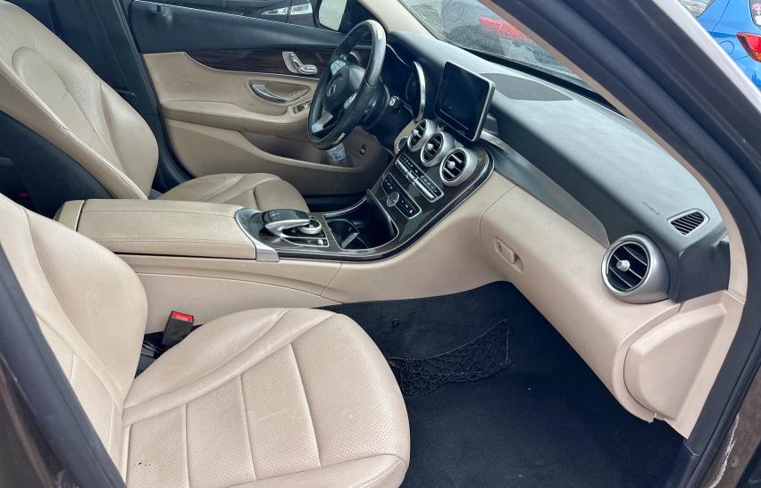 Седаны MERCEDES-BENZ C-CLASS 2016 Коричневый