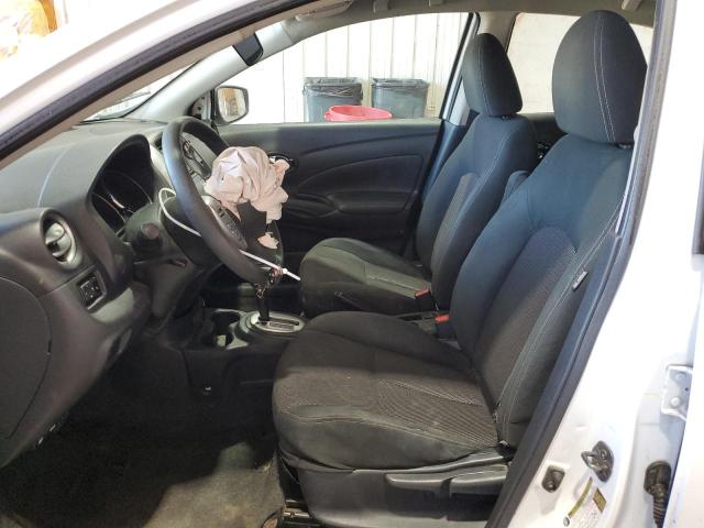  NISSAN VERSA 2018 Білий