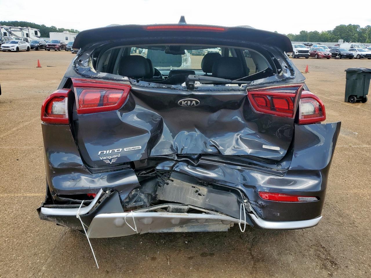 2019 Kia Niro Ex VIN: KNDCC3LC1K5295417 Lot: 63989445