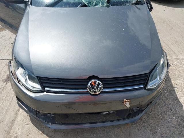 2015 VOLKSWAGEN POLO SE TS