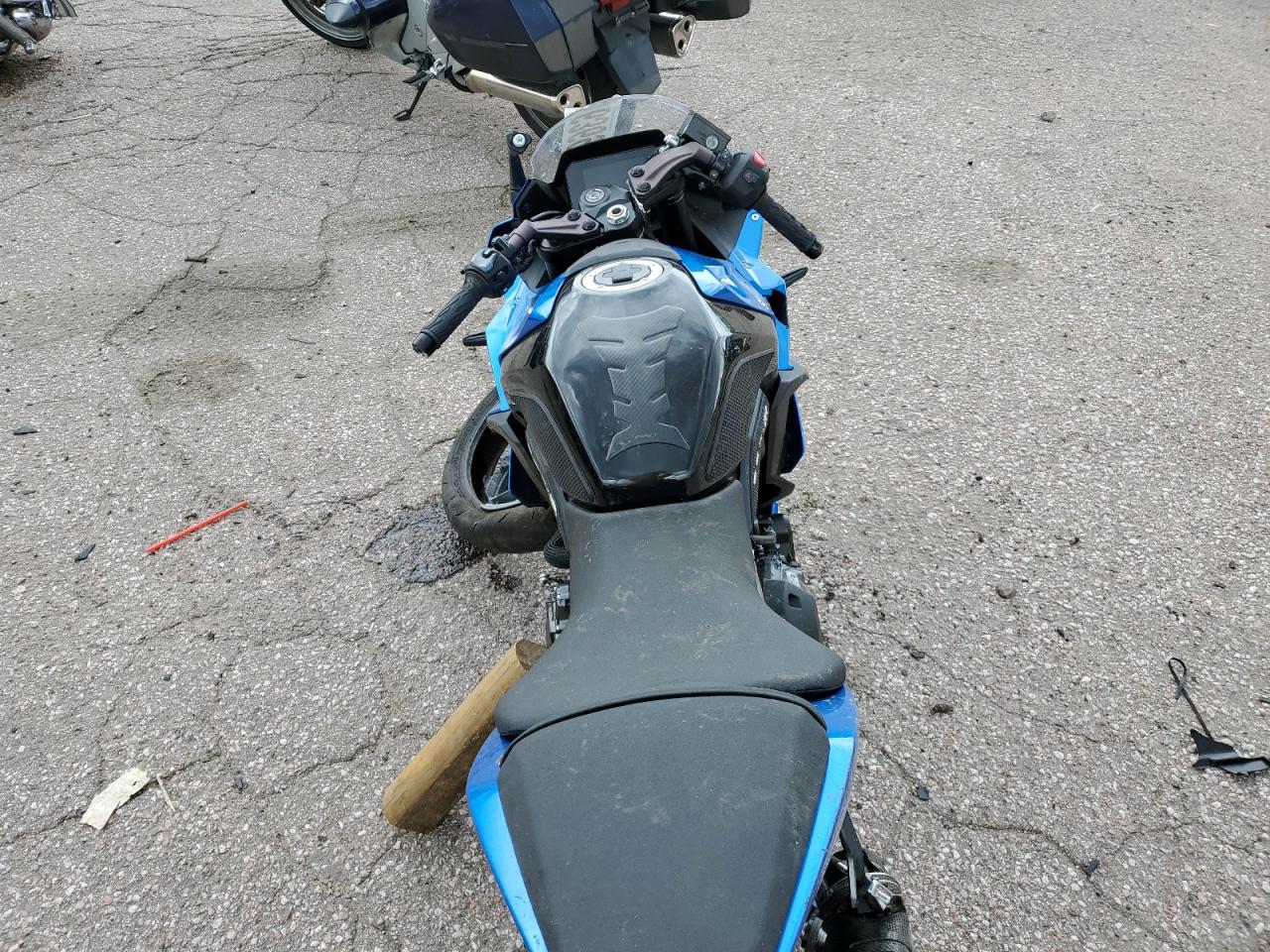 2024 Suzuki Gsx800 F VIN: JS1EM13B6R7102124 Lot: 63694785