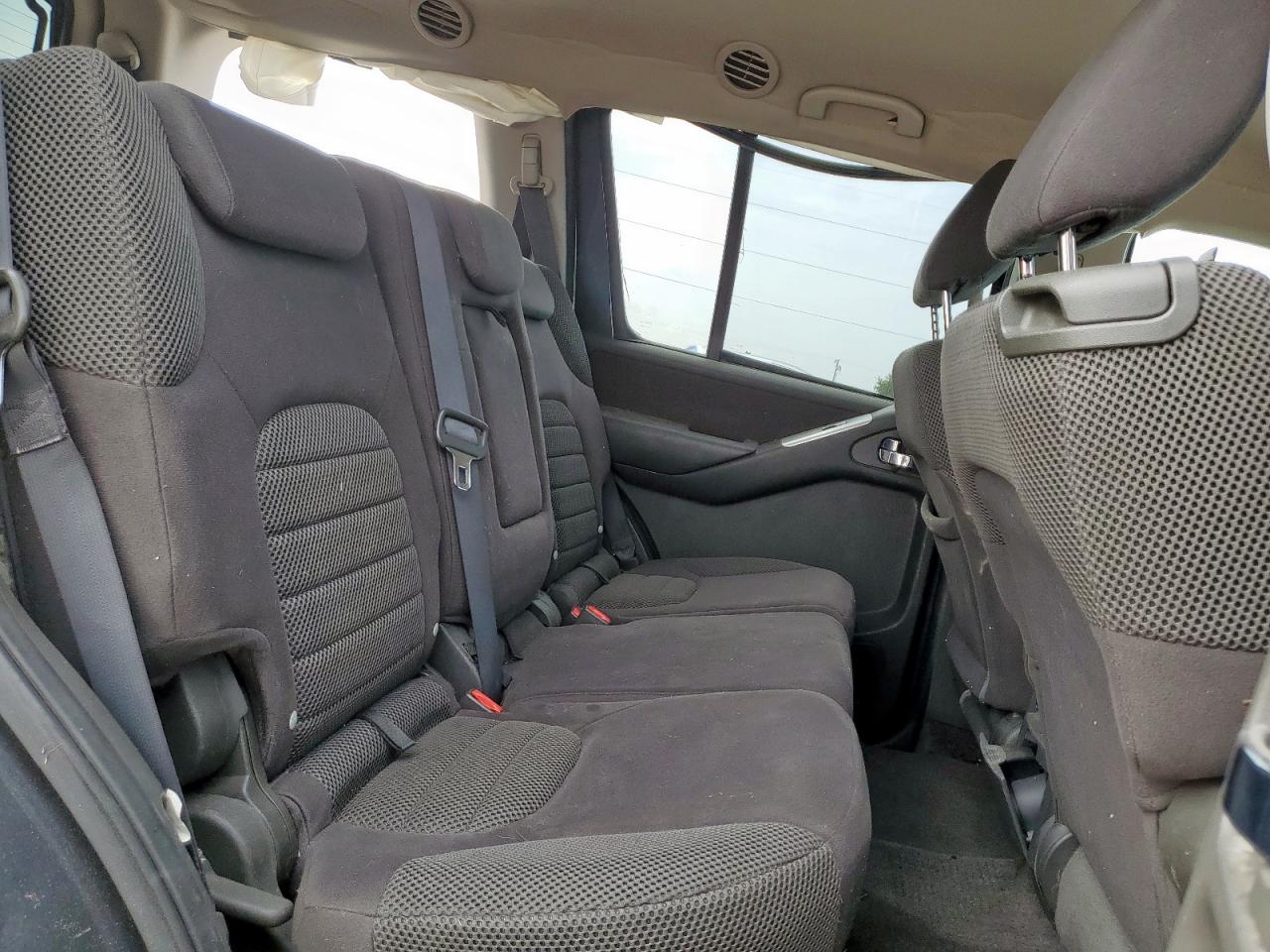 2010 Nissan Pathfinder S VIN: 5N1AR1NN5AC617880 Lot: 62767475