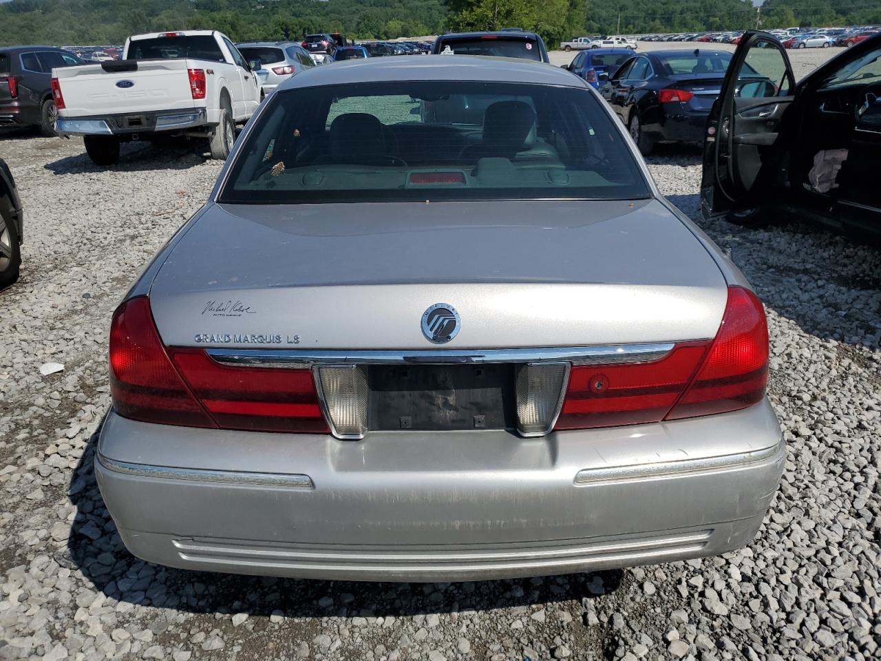 2005 Mercury Grand Marquis Ls VIN: 2MEFM75W95X661358 Lot: 63036695