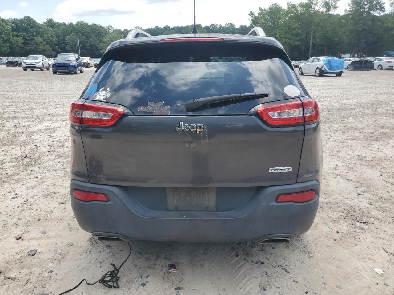 2017 Jeep Cherokee Latitude VIN: 1C4PJLCS8HW644221 Lot: 65376375