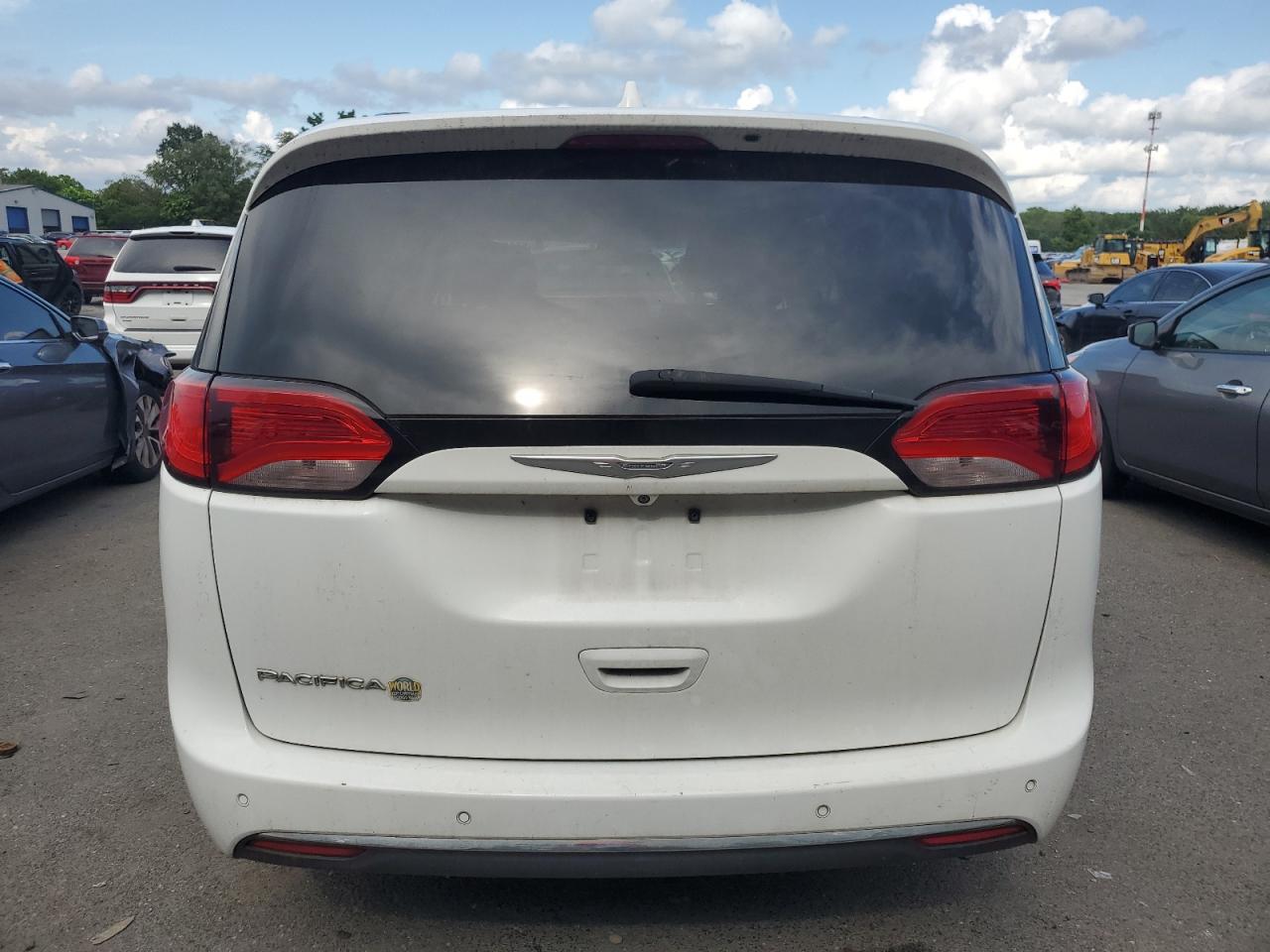 2017 Chrysler Pacifica Touring L Plus VIN: 2C4RC1EG8HR514304 Lot: 64447015