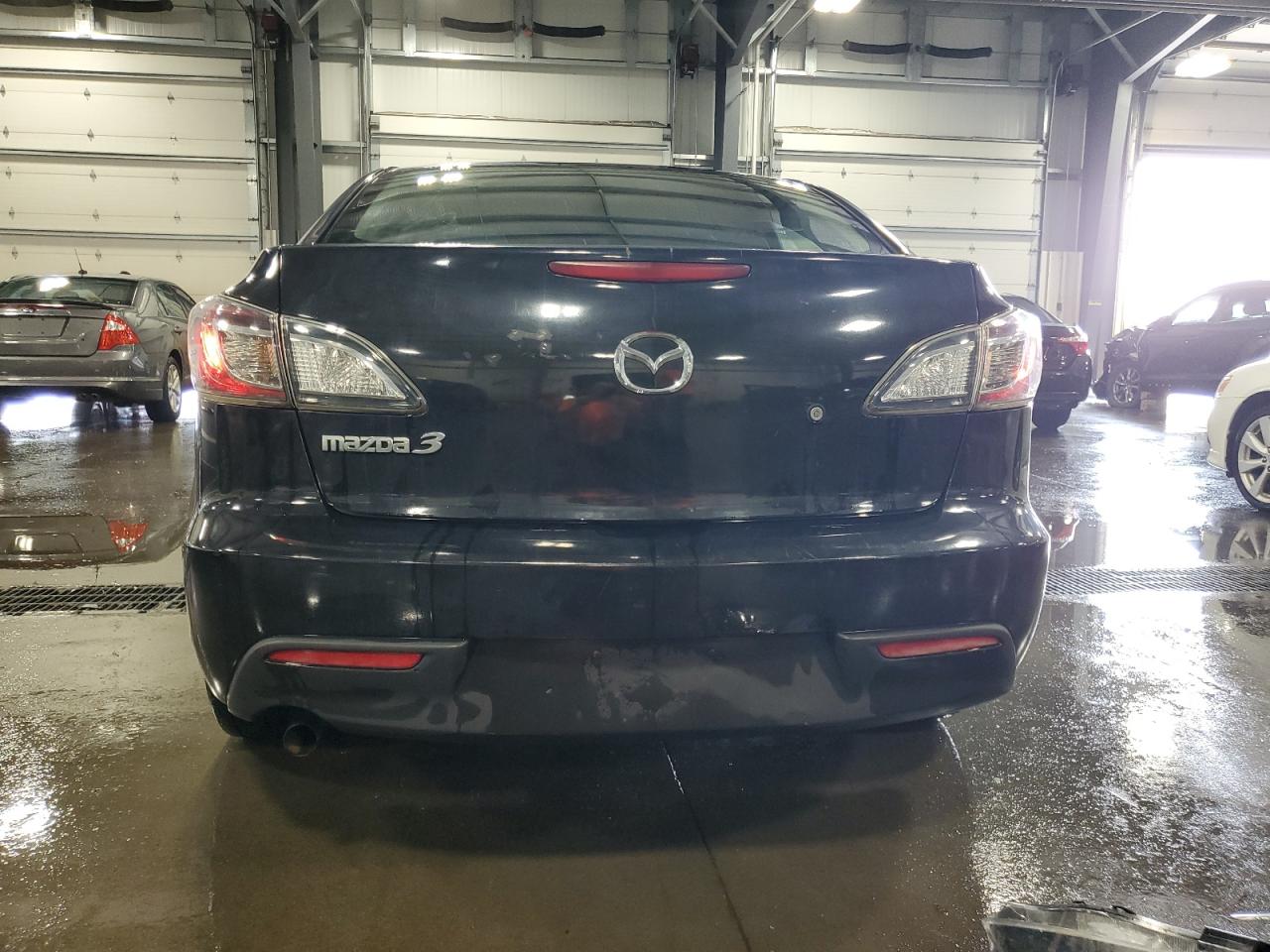 JM1BL1UF7B1442291 2011 Mazda 3 I