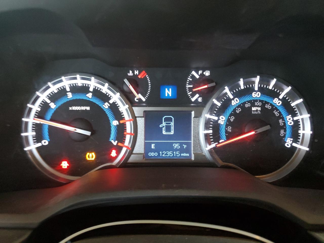 2017 Toyota 4Runner Sr5/Sr5 Premium VIN: JTEBU5JR9H5460713 Lot: 66246675