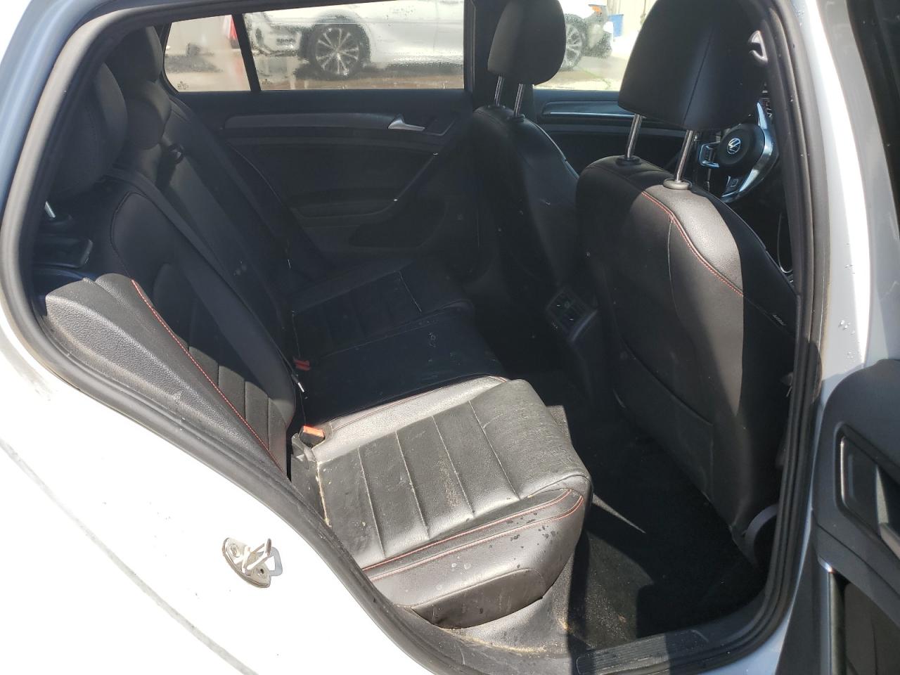 3vw447au5jm291767 3VW447AU5JM291767 2018 Volkswagen Gti S/Se