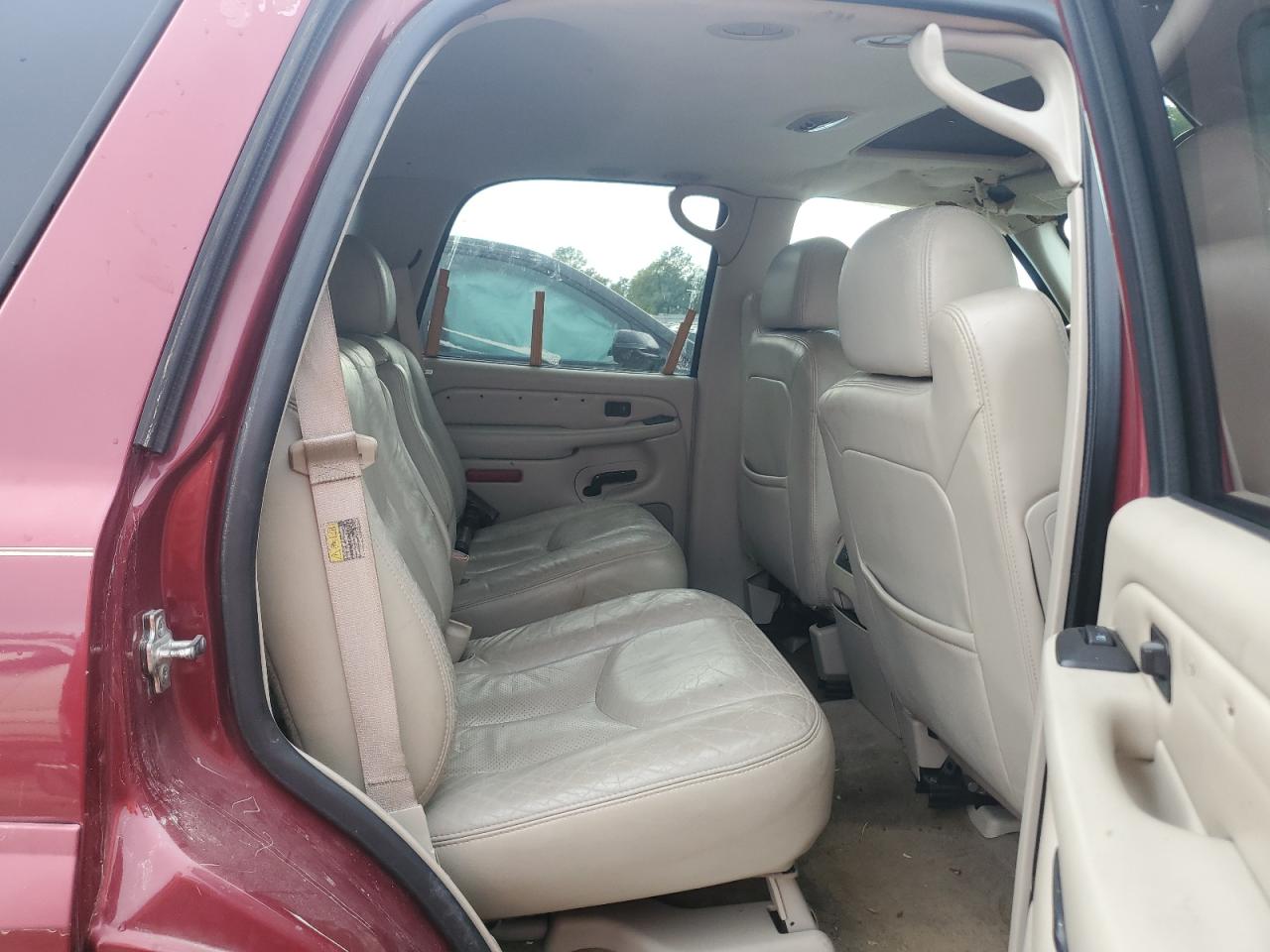 2004 Cadillac Escalade Luxury VIN: 1GYEK63N74R269327 Lot: 63287455