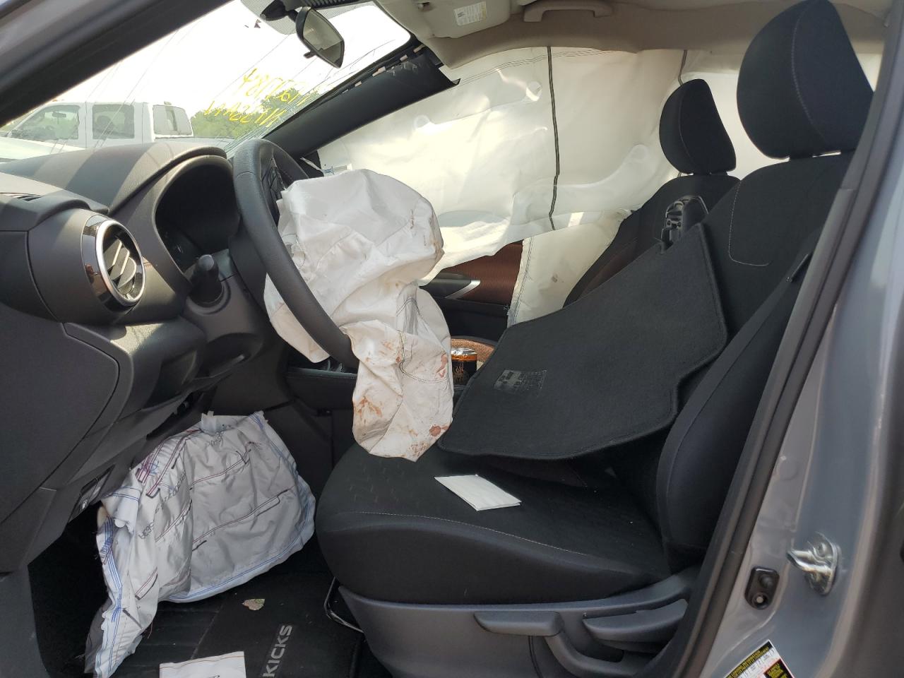 2024 Nissan Kicks Sr VIN: 3N1CP5DV3RL550243 Lot: 64757935