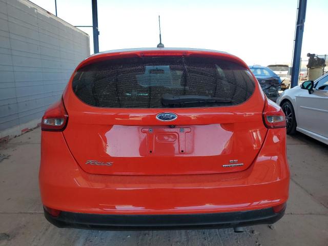 Hatchbacks FORD FOCUS 2016 Czerwony
