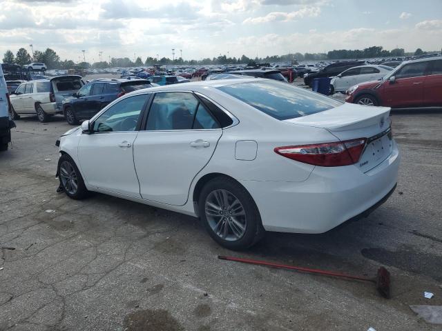  TOYOTA CAMRY 2017 Biały