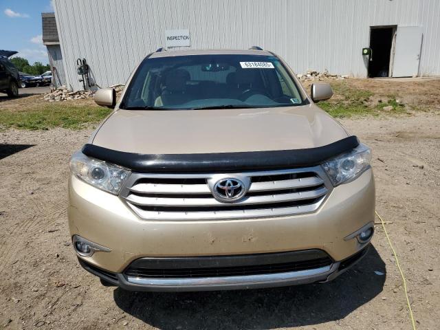  TOYOTA HIGHLANDER 2013 Бежевый