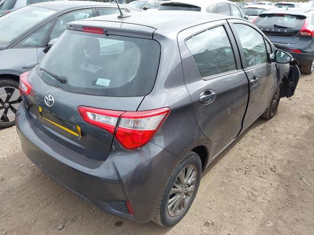 2020 TOYOTA YARIS ICON