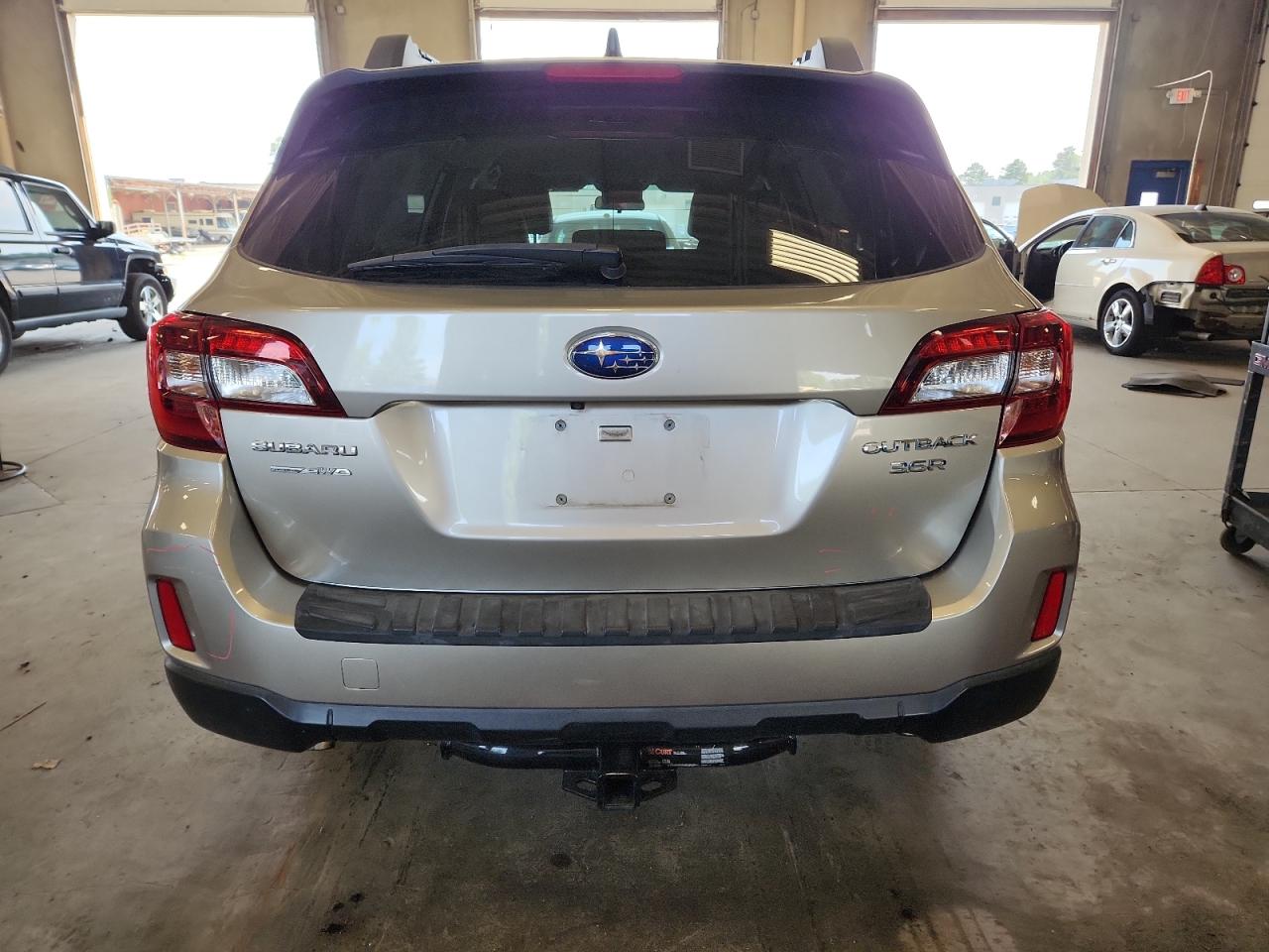 2016 Subaru Outback 3.6R Limited VIN: 4S4BSEJCXG3200946 Lot: 64740395