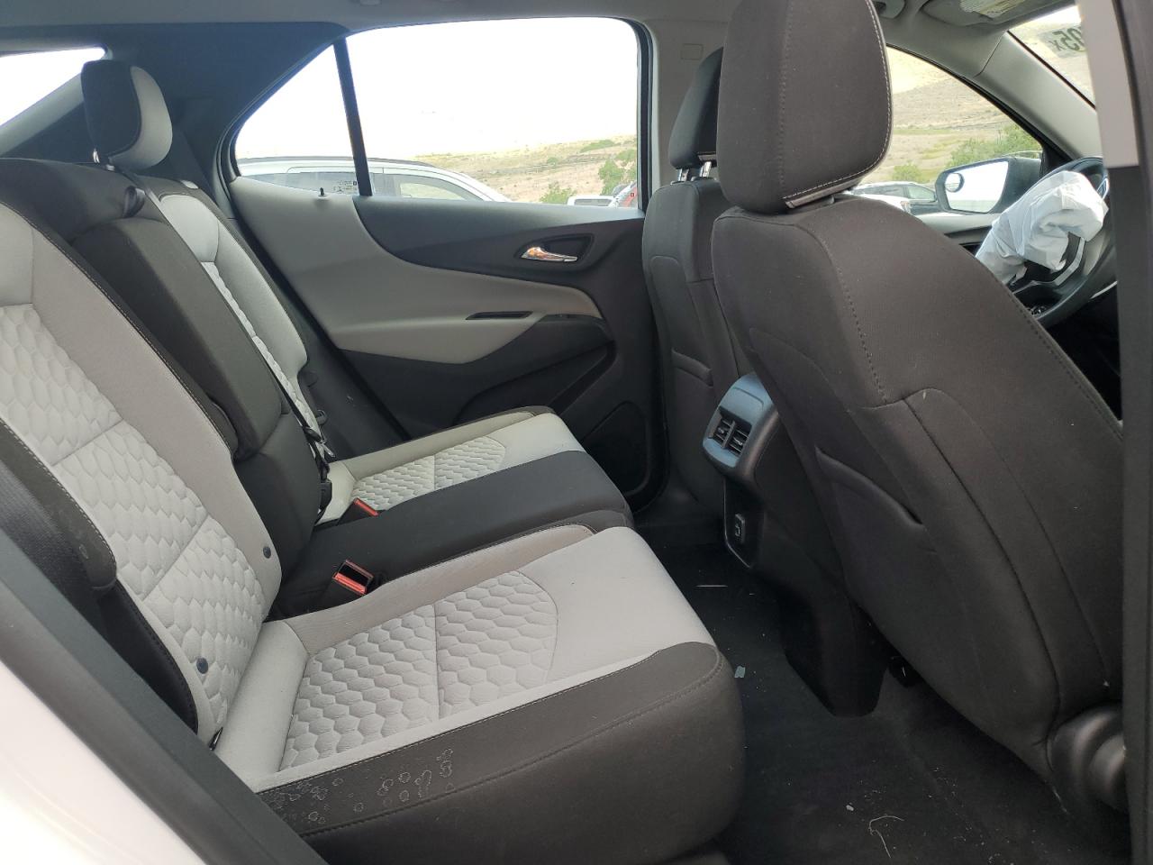 2019 Chevrolet Equinox Ls VIN: 2GNAXSEV8K6275617 Lot: 63263705