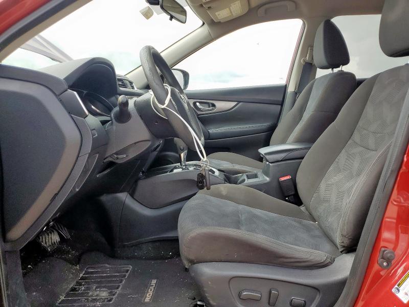  NISSAN ROGUE 2016 Czerwony