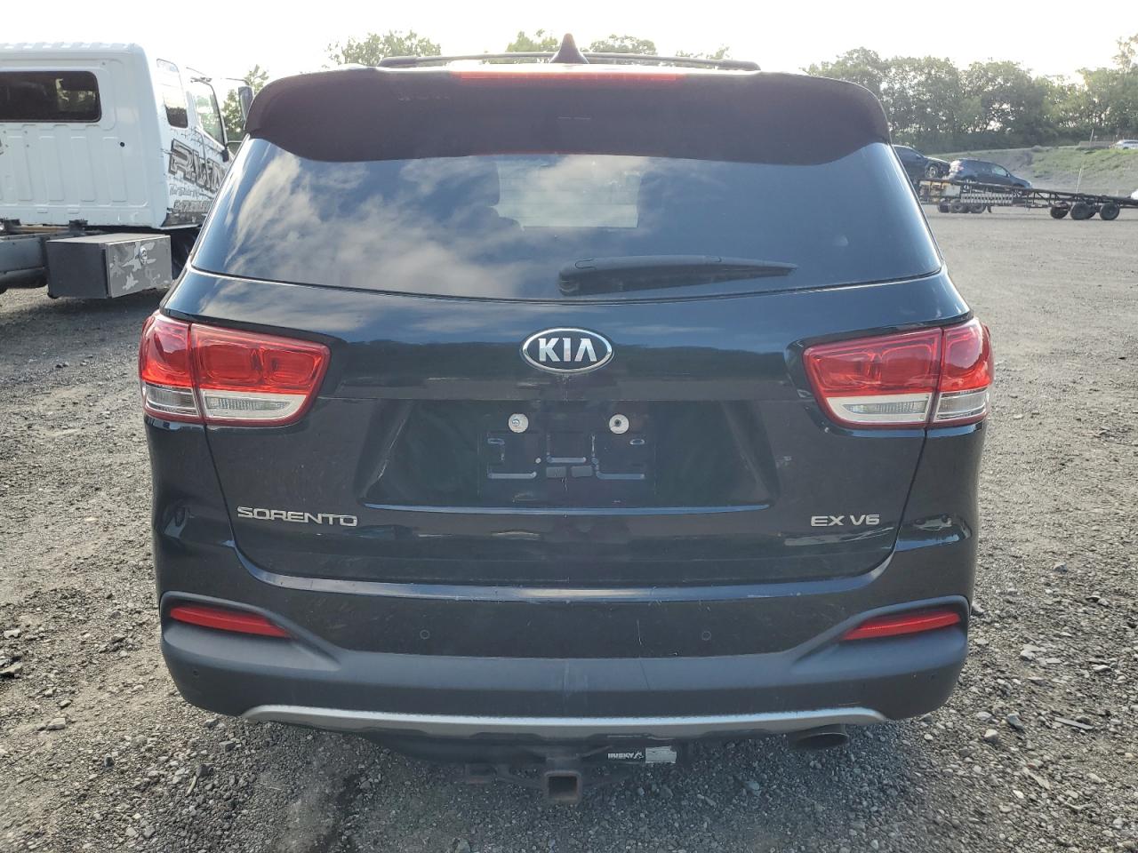 2017 Kia Sorento Ex VIN: 5XYPHDA55HG229028 Lot: 65615135