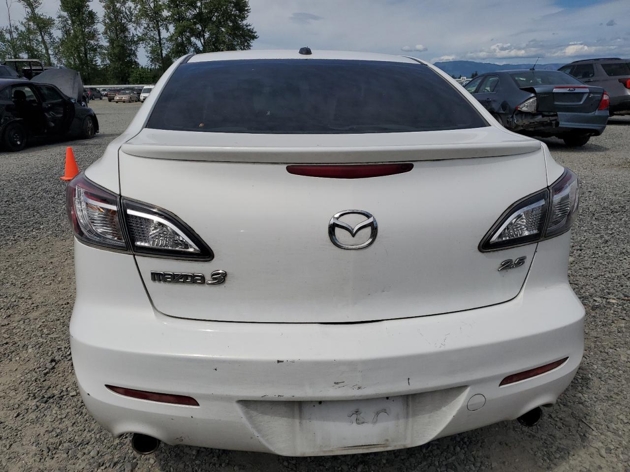 2011 Mazda 3 S VIN: JM1BL1W55B1394813 Lot: 63334625