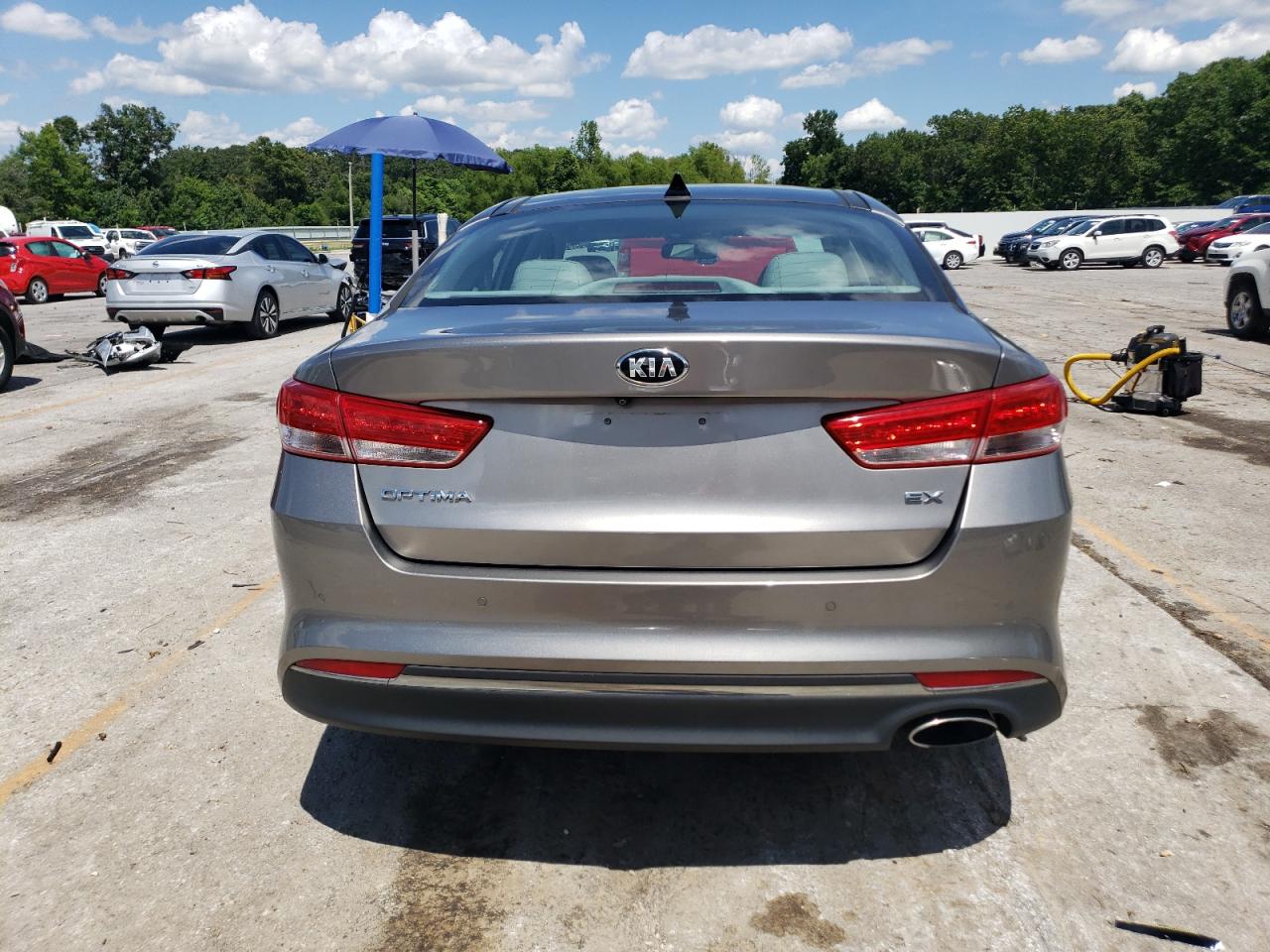 2016 Kia Optima Ex VIN: 5XXGU4L39GG039954 Lot: 62652945