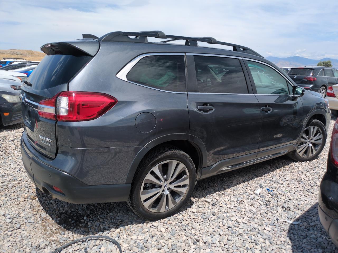 2021 Subaru Ascent Limited VIN: 4S4WMAPD7M3464853 Lot: 63268015