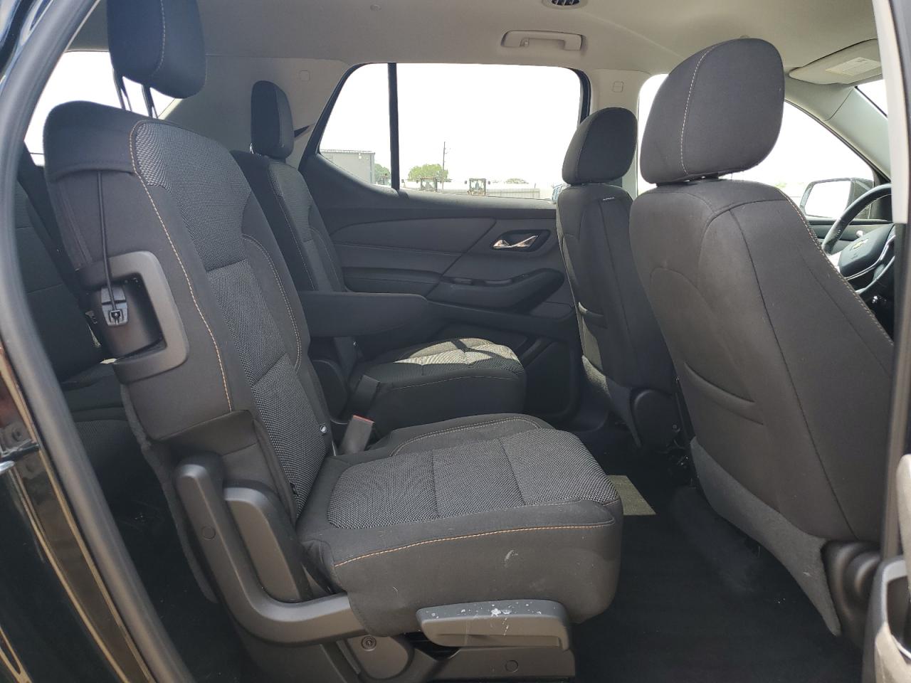 2018 Chevrolet Traverse Lt VIN: 1GNERGKW1JJ133715 Lot: 64987455