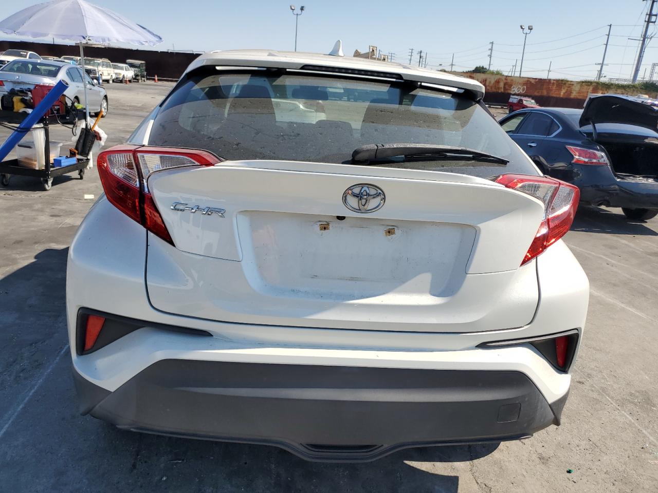 2018 Toyota C-Hr Xle VIN: NMTKHMBX8JR015992 Lot: 65197115