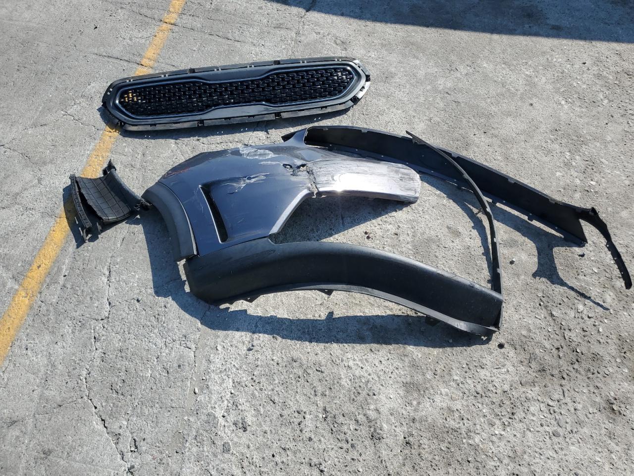 kndcb3lc8h5094982 KNDCB3LC8H5094982 2017 Kia Niro Fe