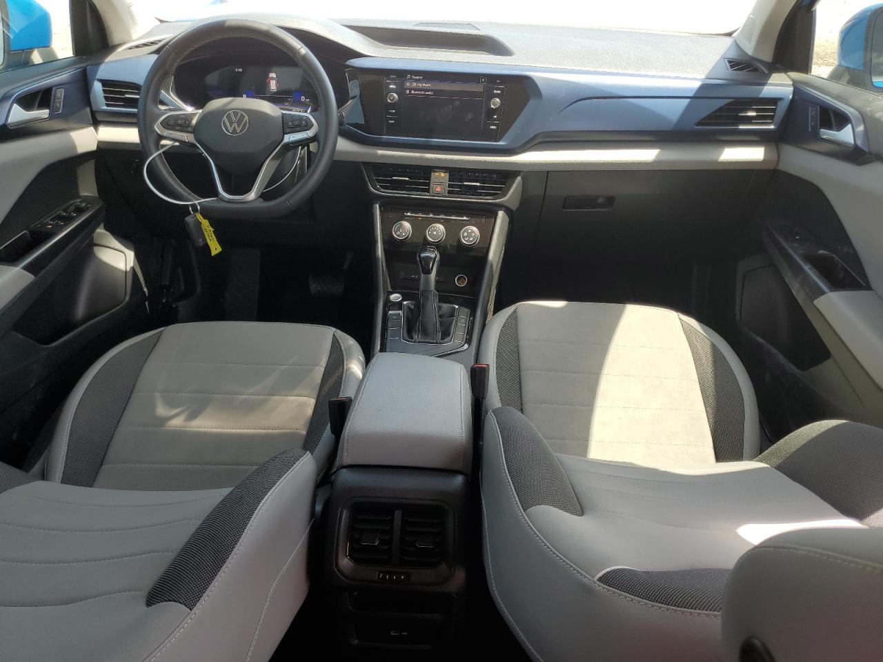 3vvsx7b28pm343899 3VVSX7B28PM343899 2023 Volkswagen Taos Se