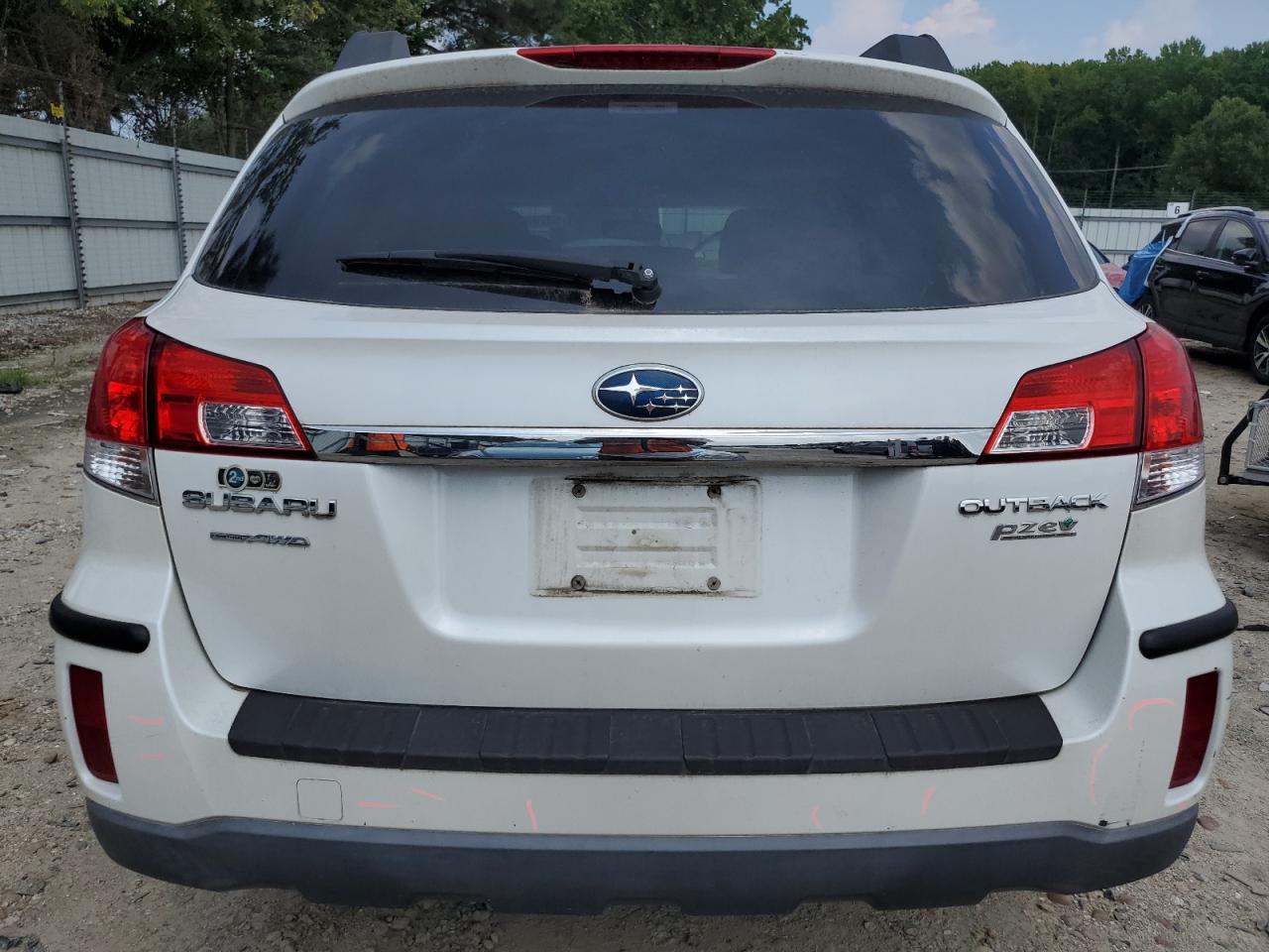 2011 Subaru Outback 2.5I Premium VIN: 4S4BRBCC1B3311403 Lot: 63289555
