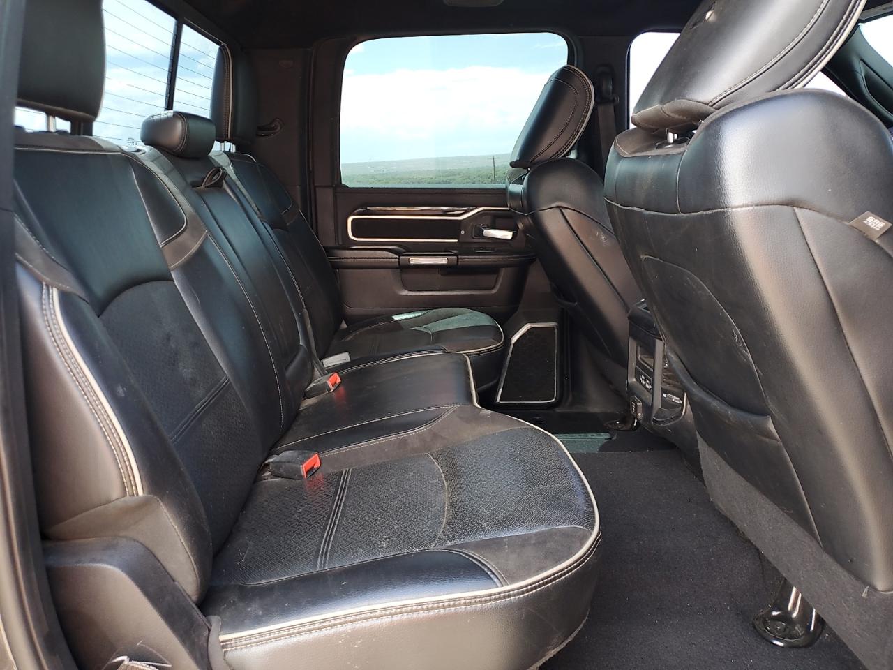 2019 Ram 2500 Laramie VIN: 3C6UR5FL3KG611751 Lot: 65063905