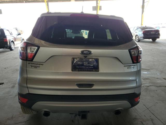  FORD ESCAPE 2017 Srebrny