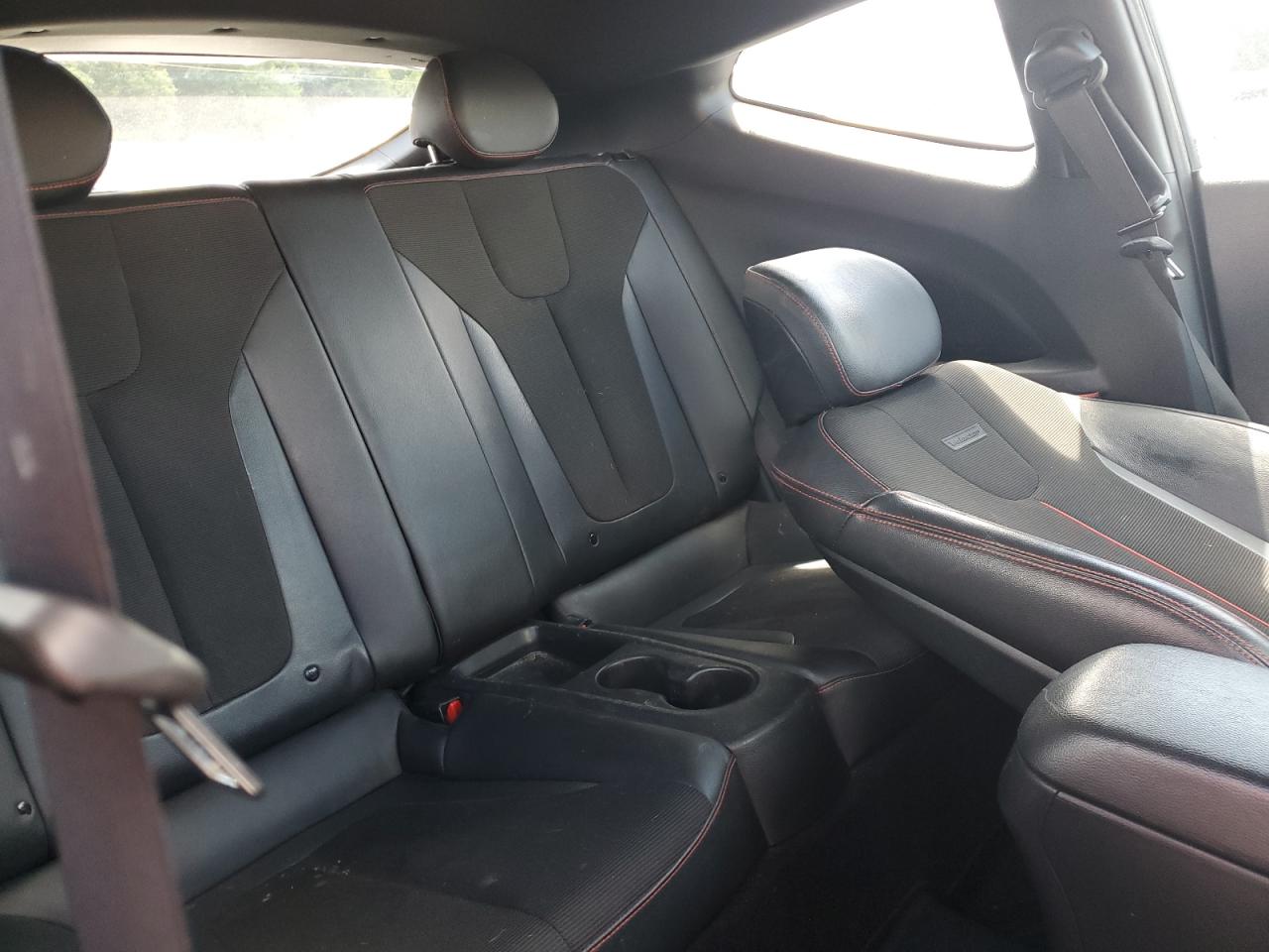 2019 Hyundai Veloster Base VIN: KMHTG6AF3KU010804 Lot: 64552135