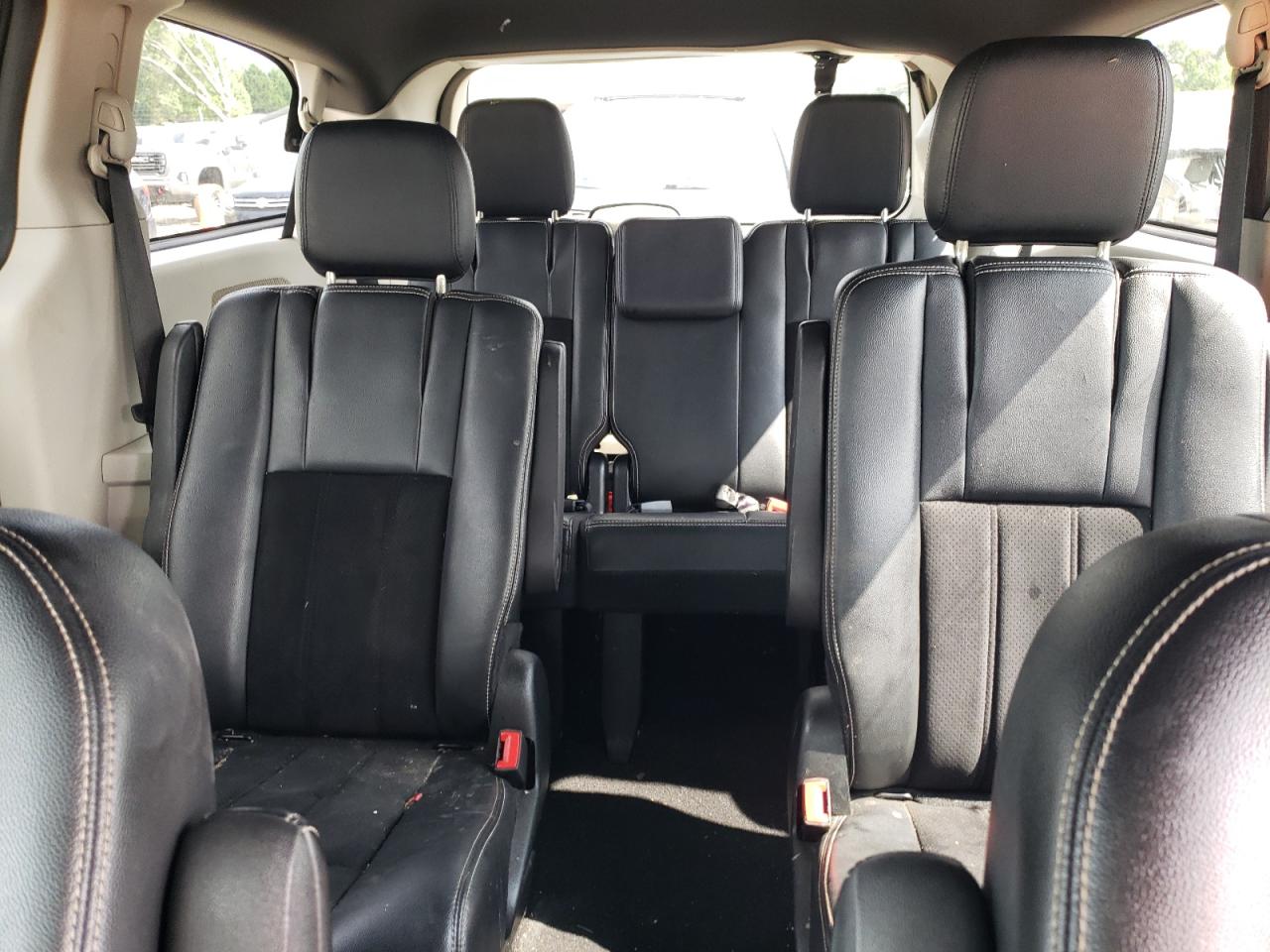 2018 Dodge Grand Caravan Sxt VIN: 2C4RDGCG5JR267980 Lot: 65039105