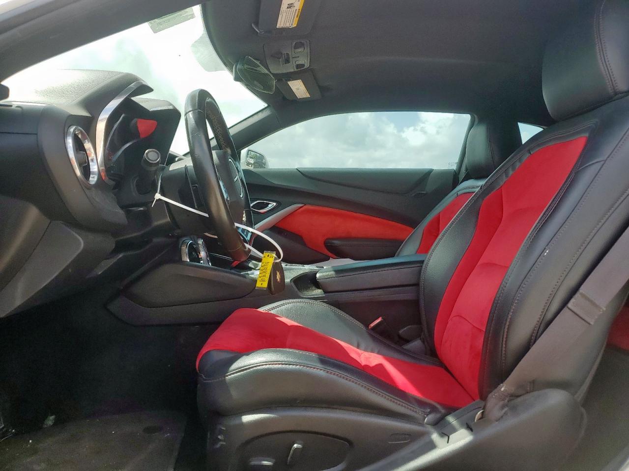 2017 Chevrolet Camaro Lt VIN: 1G1FB1RS2H0105075 Lot: 64373615