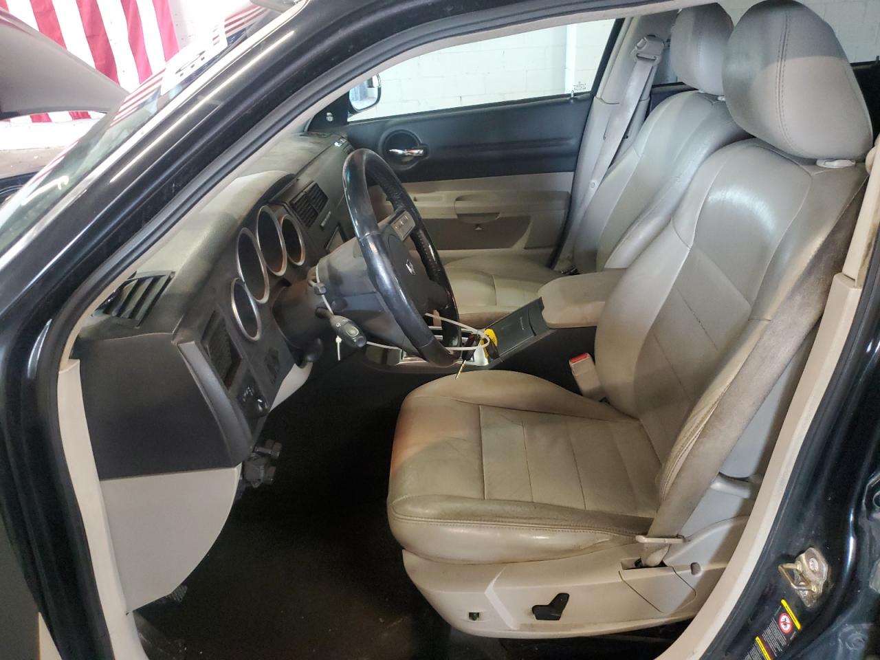 2005 Dodge Magnum R/T VIN: 2D8GV58205H592717 Lot: 63807175
