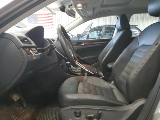  VOLKSWAGEN PASSAT 2012 Szary