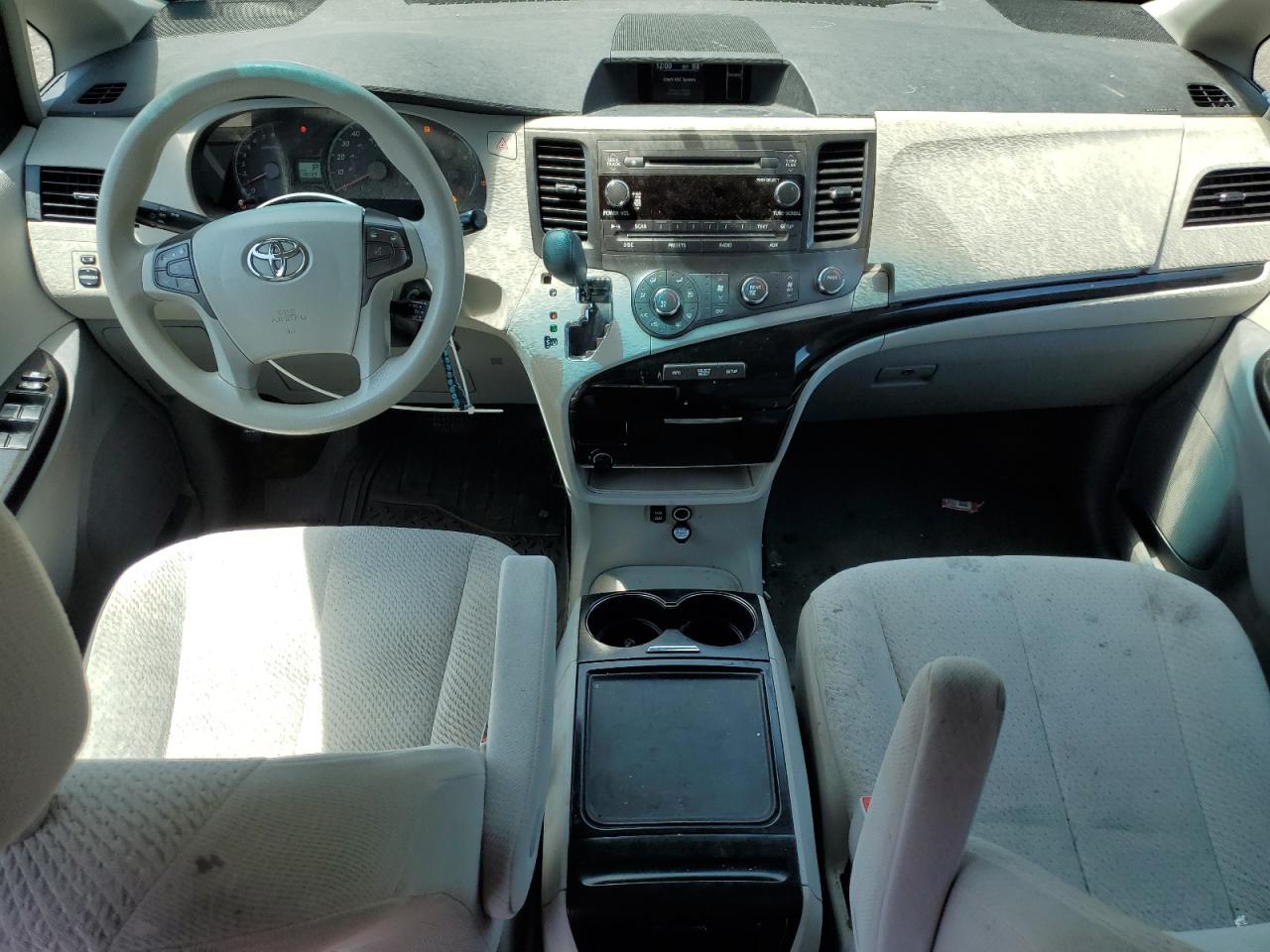 2012 Toyota Sienna Le VIN: 5TDJK3DC1CS038228 Lot: 65023615