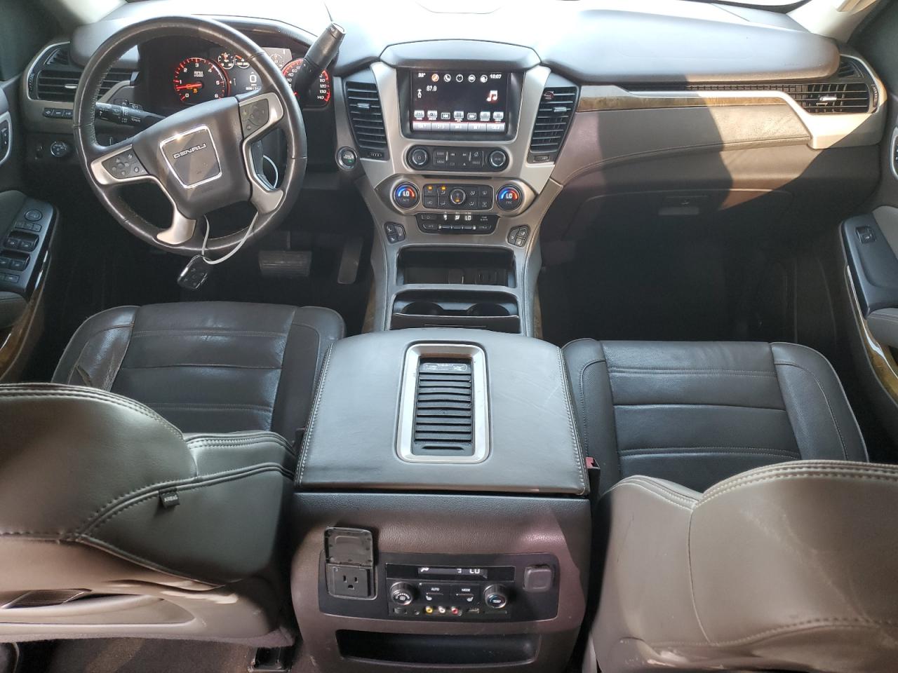 2016 GMC Yukon Xl Denali VIN: 1GKS2HKJ5GR438515 Lot: 64215465