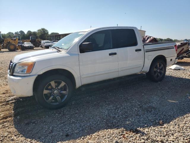  NISSAN TITAN 2012 White