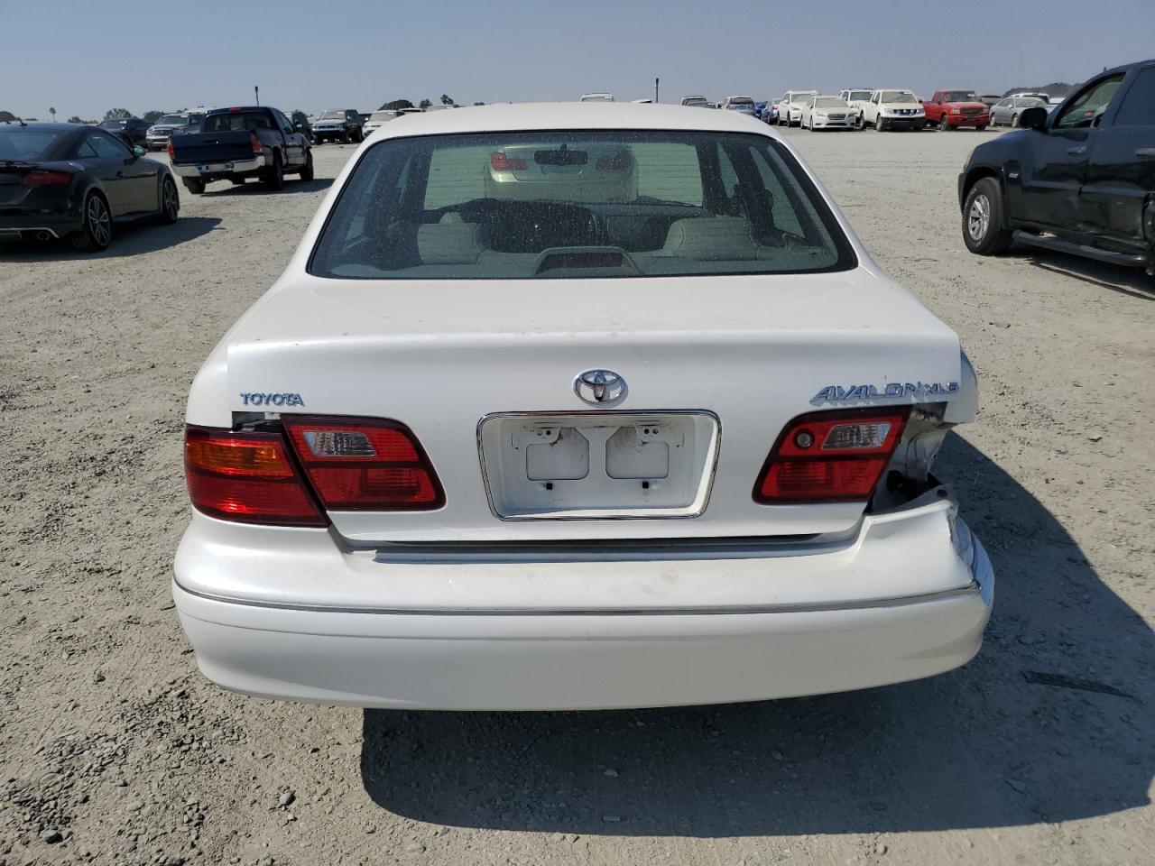 1998 Toyota Avalon Xl VIN: 4T1BF18B1WU251948 Lot: 64120615