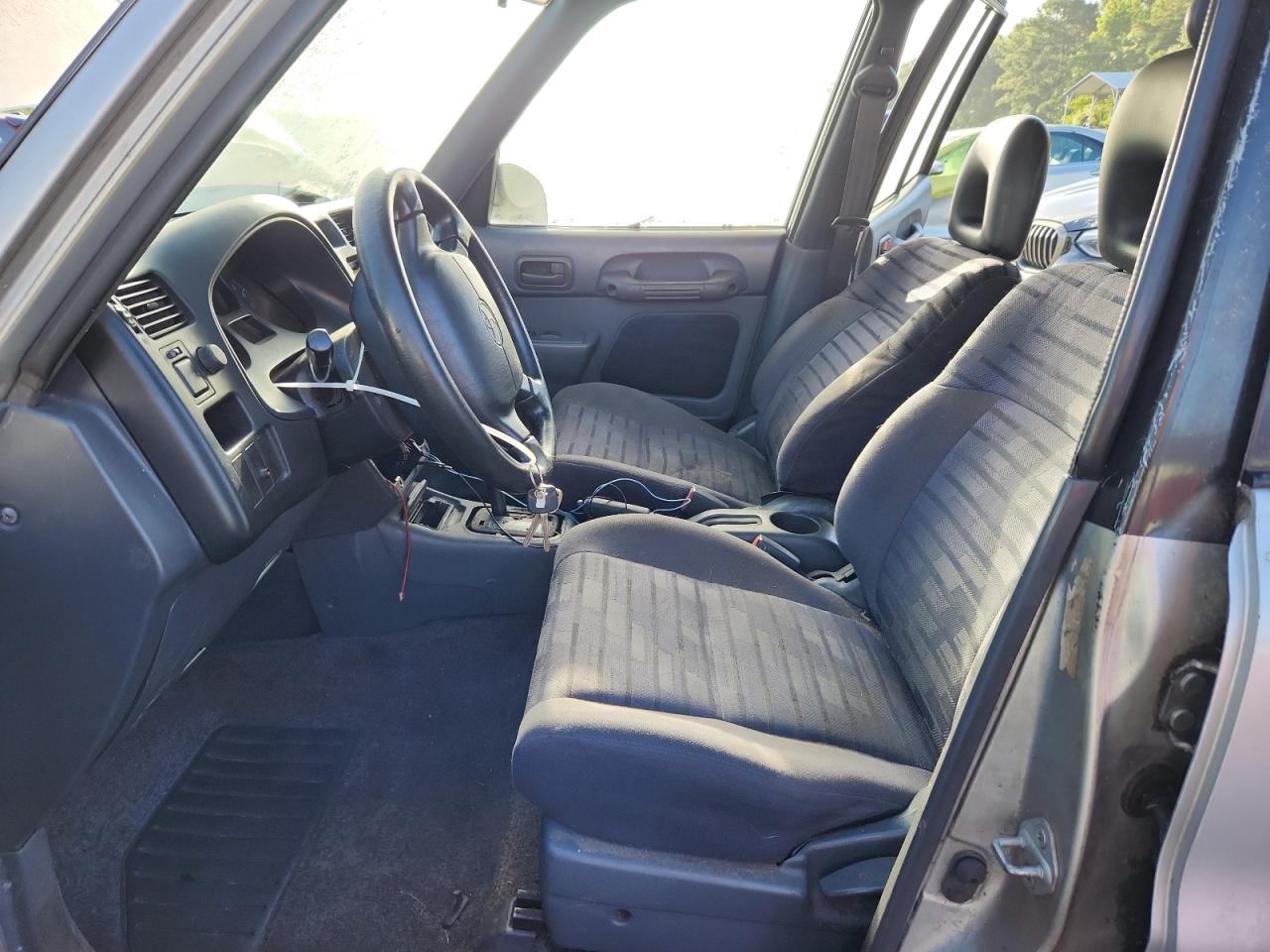 1997 Toyota Rav4 VIN: JT3GP10V8V0017796 Lot: 64573105
